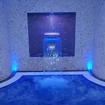The Rose & V-spa فندق 4*