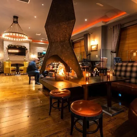 The Rose & V-spa Hotel