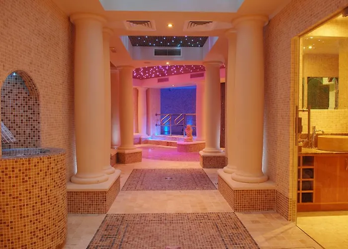 The Rose & V-spa Hotel